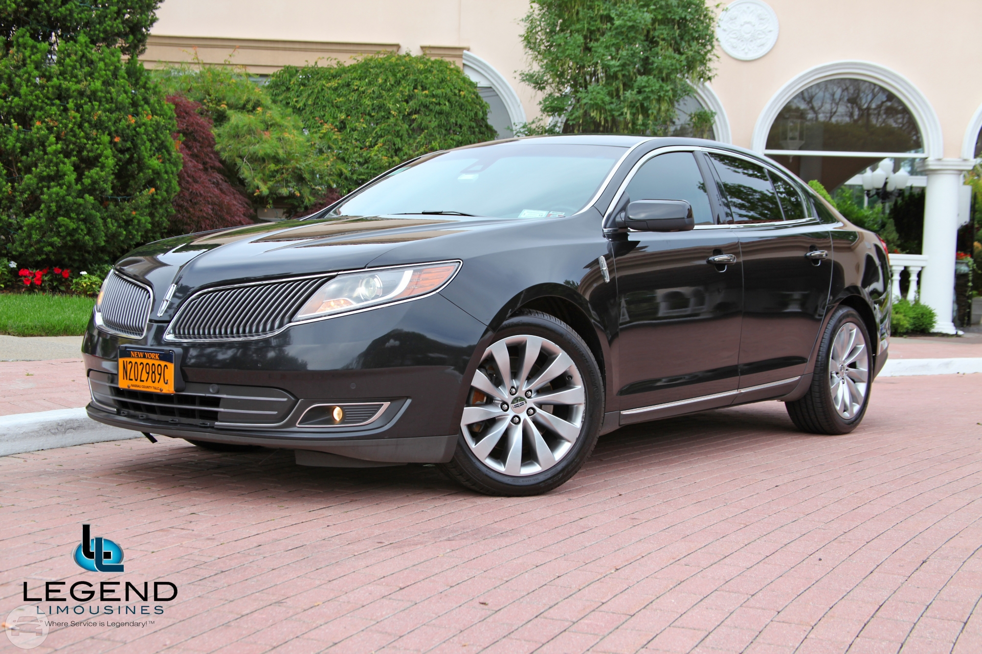 Lincoln MKS Sedans
Sedan /
New York, NY

 / Hourly $0.00
