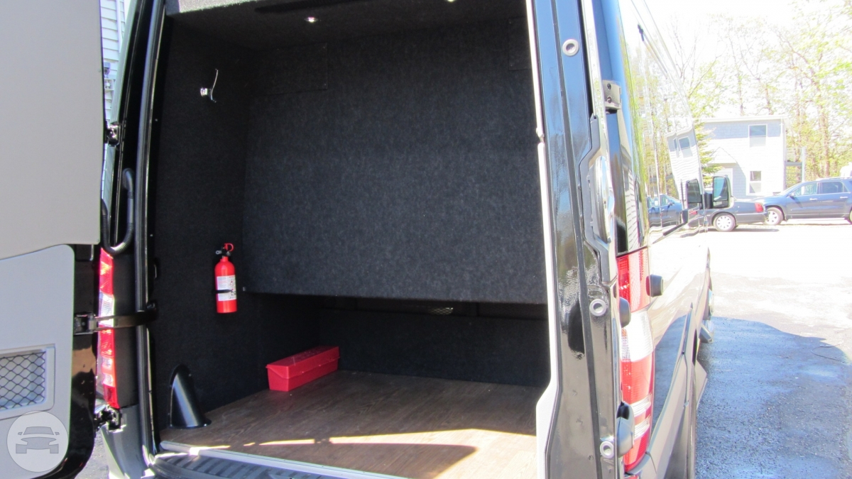 New Mercedes Luxury Sprinter 14 pass
Coach Bus /
New York, NY

 / Hourly $0.00
