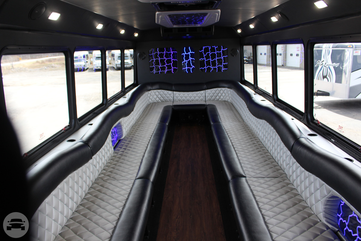 Level 1 Exotic Coach Limo Buses
Party Limo Bus /
Rochester, NY

 / Hourly $0.00
