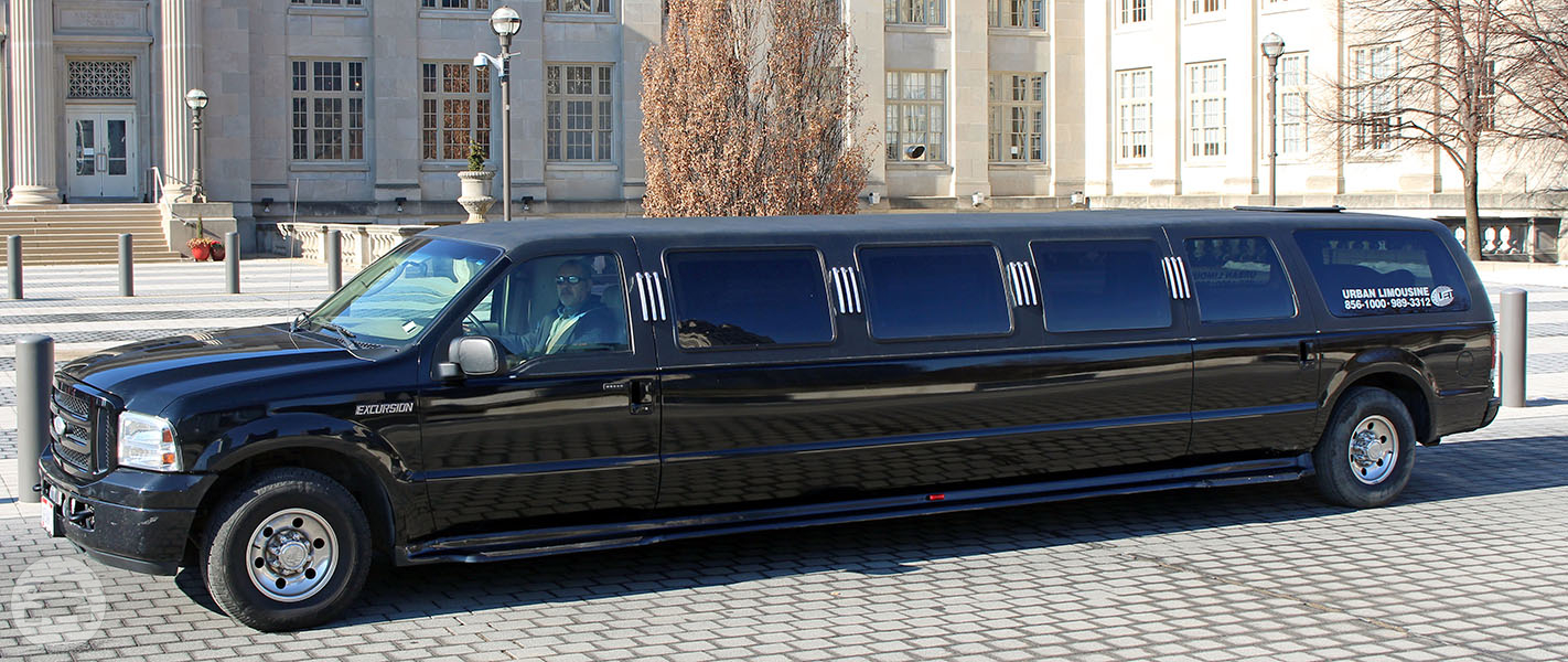 EXCURSION ICON LIMOUSINE
Limo /
Columbus, OH

 / Hourly $0.00
