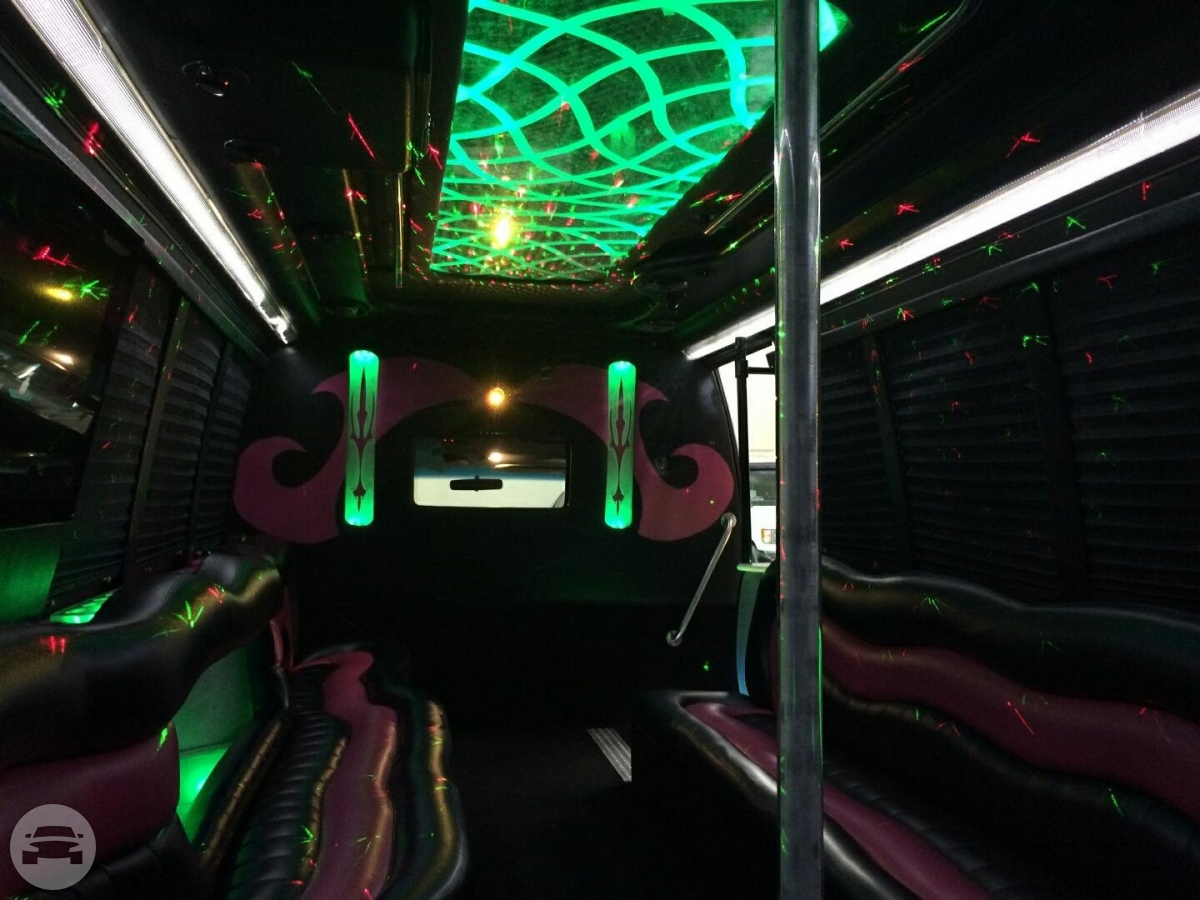Party Bus 24 Pax
Party Limo Bus /
Union, NJ

 / Hourly $0.00

