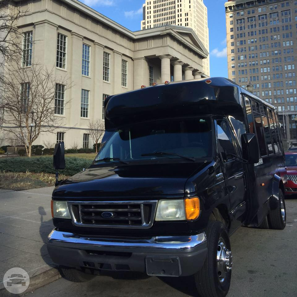 Limo Party Bus 15 Passenger
Party Limo Bus /
Louisville, KY

 / Hourly $0.00
