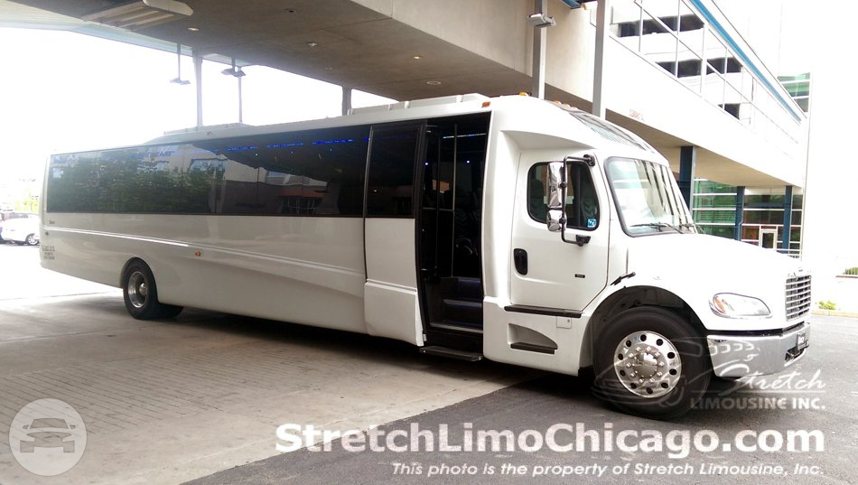 Grech Motors GM45
Coach Bus /
Chicago, IL

 / Hourly (Other services) $130.00
