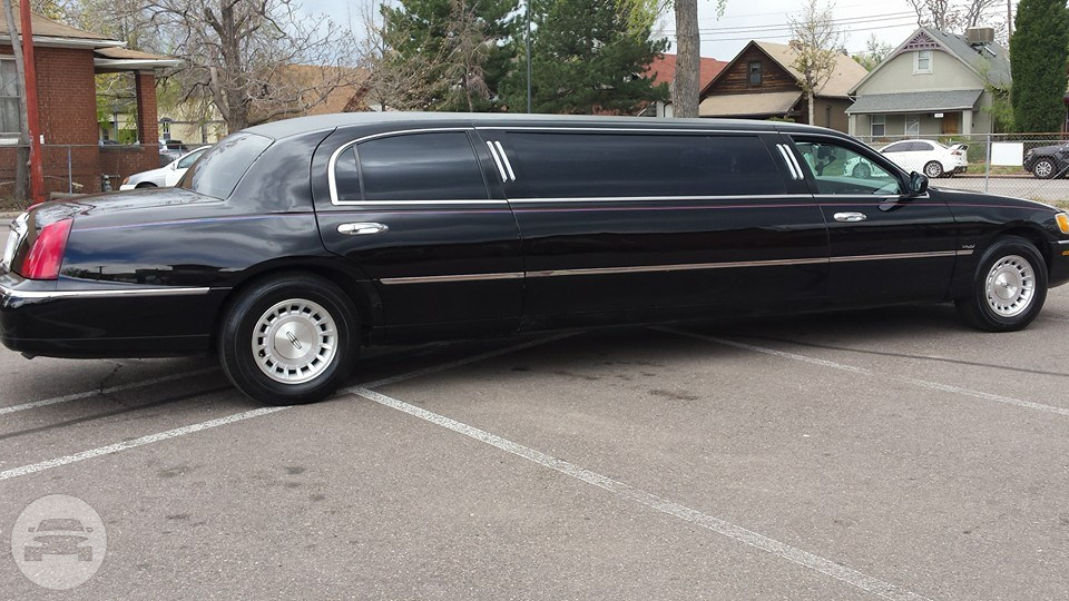 8 - 10 Passenger ﻿Lincoln Stretch Limousine
Limo /
Colorado, TX 78957

 / Hourly $0.00
