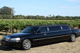 LINCOLN STRETCH LIMOUSINE
Limo /
New York, NY

 / Hourly (Other services) $90.00
