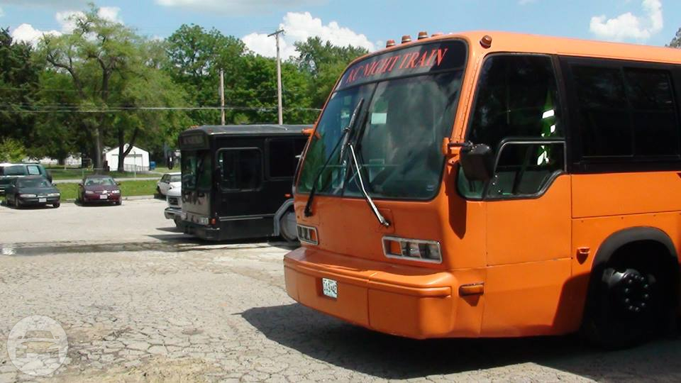Orange Party Bus
Party Limo Bus /
Kansas City, MO

 / Hourly $0.00
