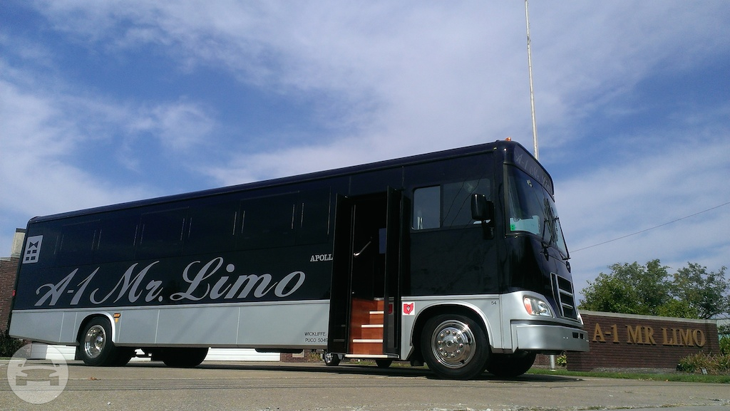 Apollo Corporate - Party Bus
Party Limo Bus /
Cleveland, OH

 / Hourly $0.00
