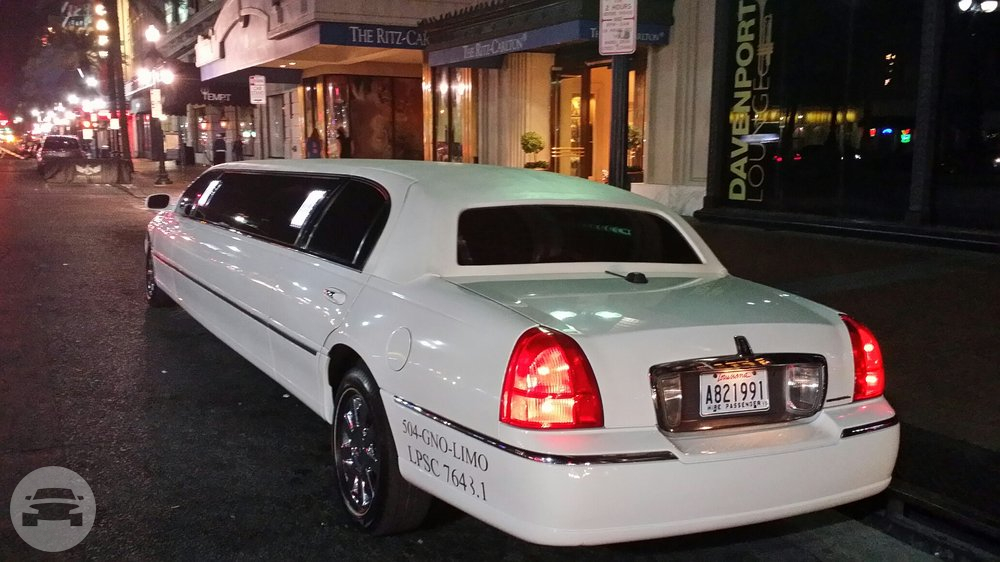 Lincoln Stretch Limousine - White
Limo /
Metairie, LA

 / Hourly $0.00
