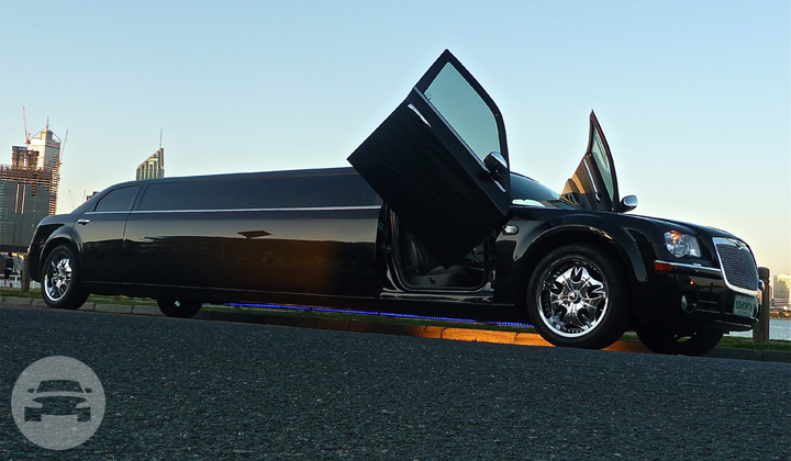 10 passenger Chrysler 300C Black 
Limo /


 / Hourly $0.00
