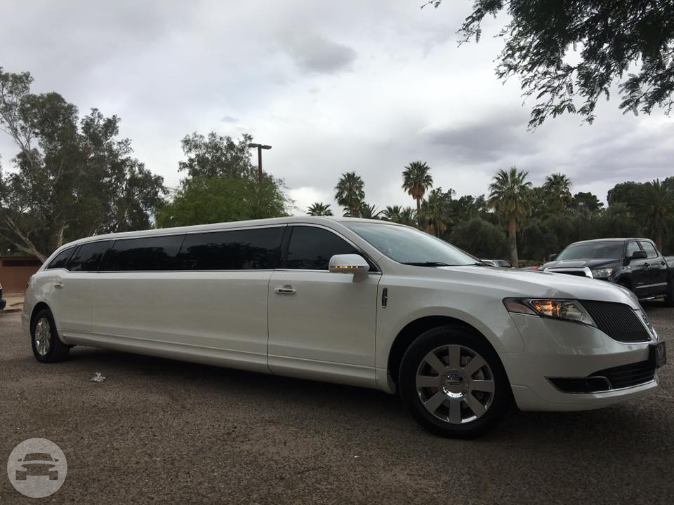 Lincoln MKT (White)
Limo /
Phoenix, AZ

 / Hourly $0.00
