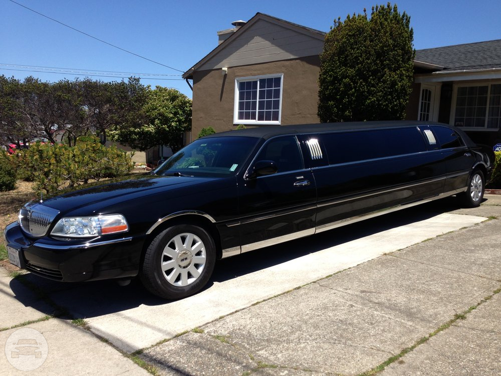 Lincoln Stretch Limousine
Limo /
San Francisco, CA

 / Hourly $0.00
