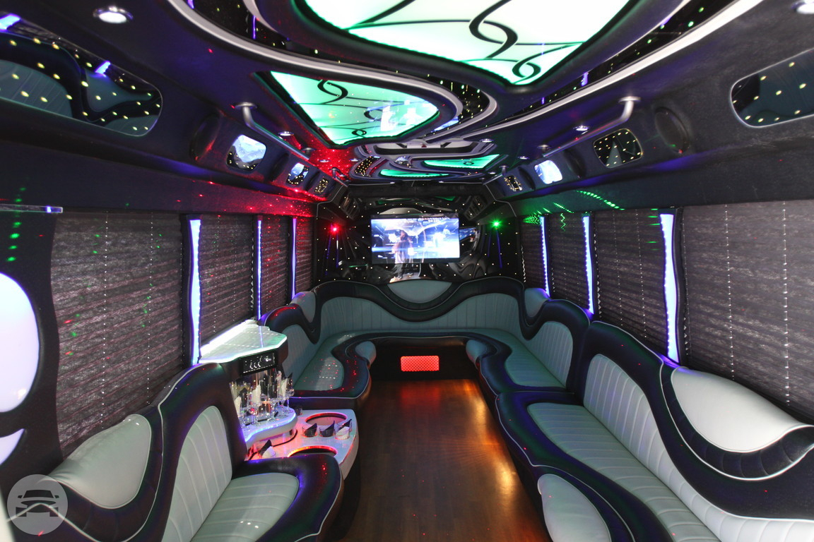 F550 Limo Bus
Party Limo Bus /
Chicago, IL

 / Hourly $0.00

