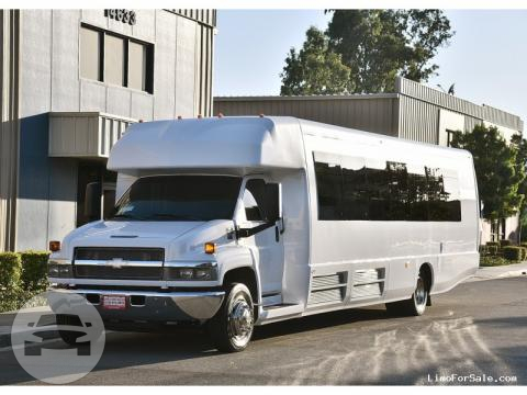 32/38 Pass Limousine Coach Chevrolet LAND YACHT
Coach Bus /
Seattle, WA

 / Hourly $0.00
