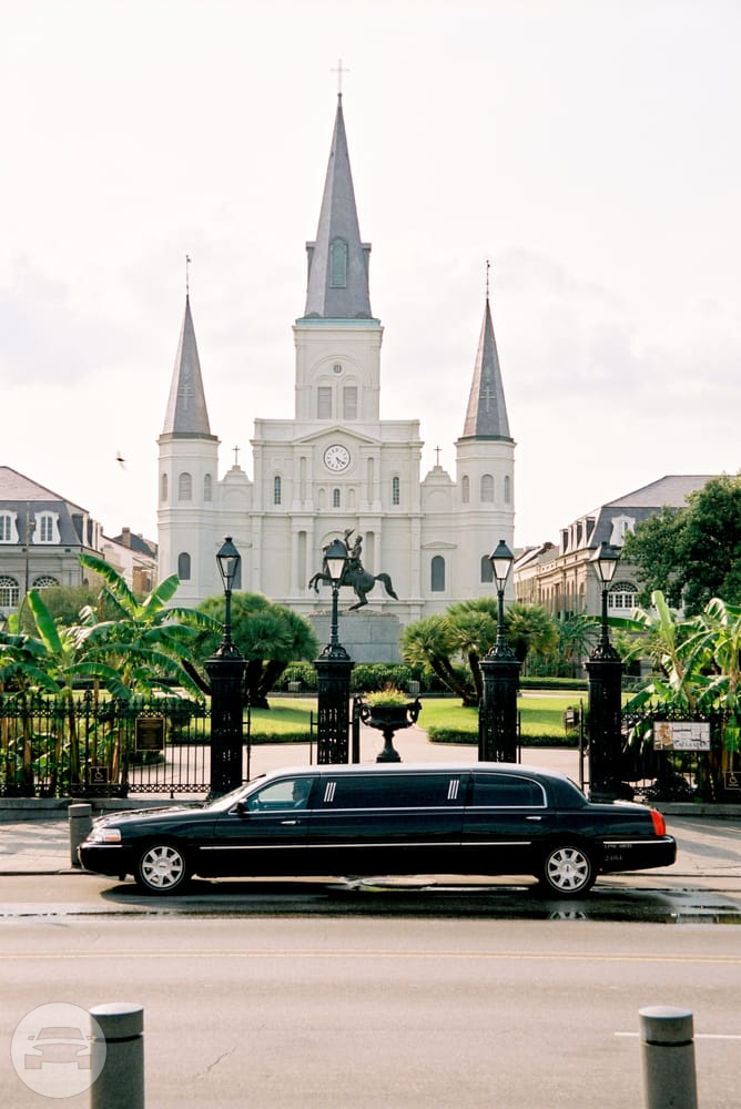 6 Passenger Lincoln Stretch Limousine
Limo /
Metairie, LA

 / Hourly $0.00
