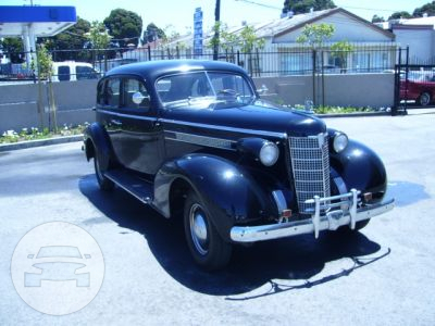 1937 Black Oldsmobile
Sedan /
San Francisco, CA

 / Hourly $0.00

