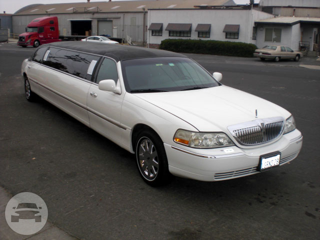 8 Passenger Lincoln Town Car - White Tuxedo
Limo /
San Francisco, CA

 / Hourly $0.00
