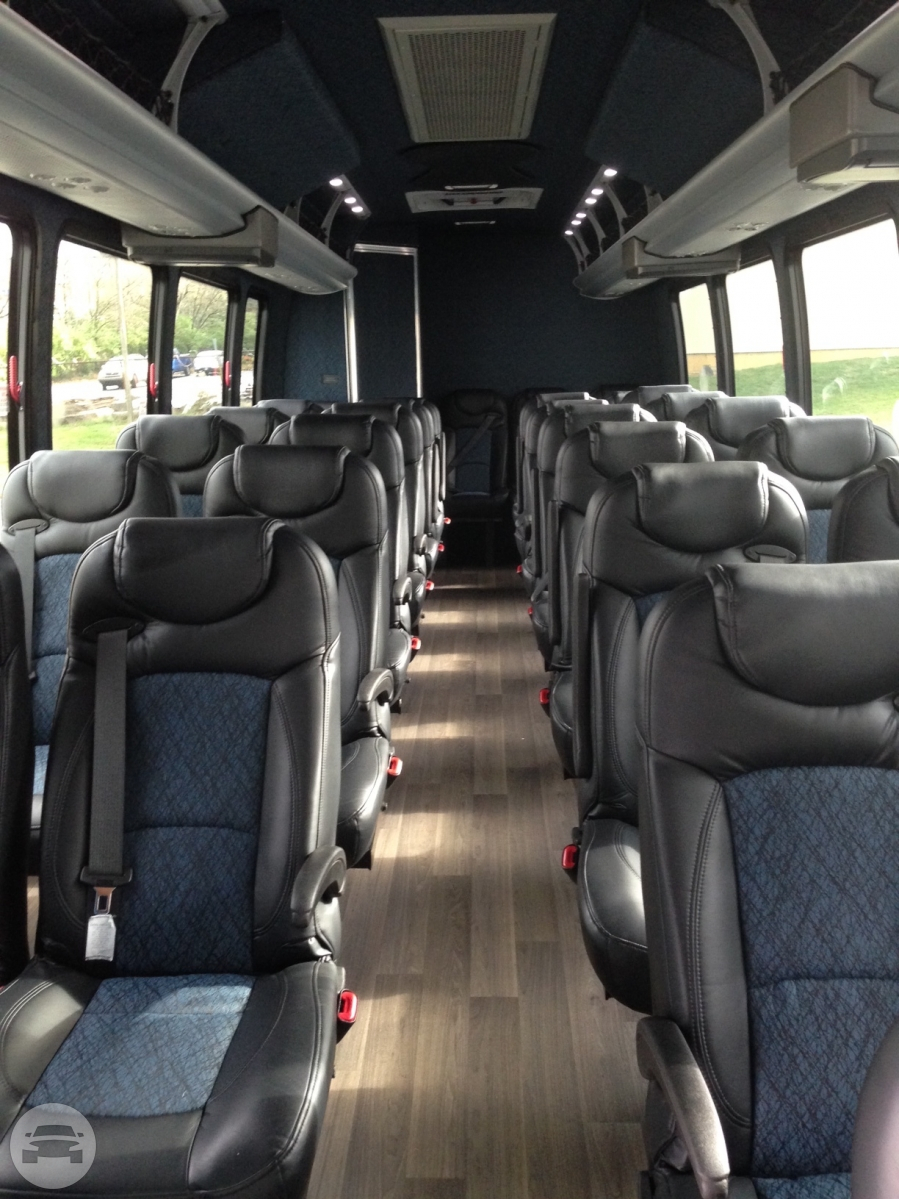 32 Passenger Executive Shuttle Bus
Coach Bus /
Louisville, KY

 / Hourly $0.00
