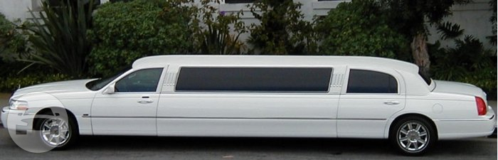 WHITE LINCOLN STRETCH LIMO
Limo /
Los Angeles, CA

 / Hourly $0.00

