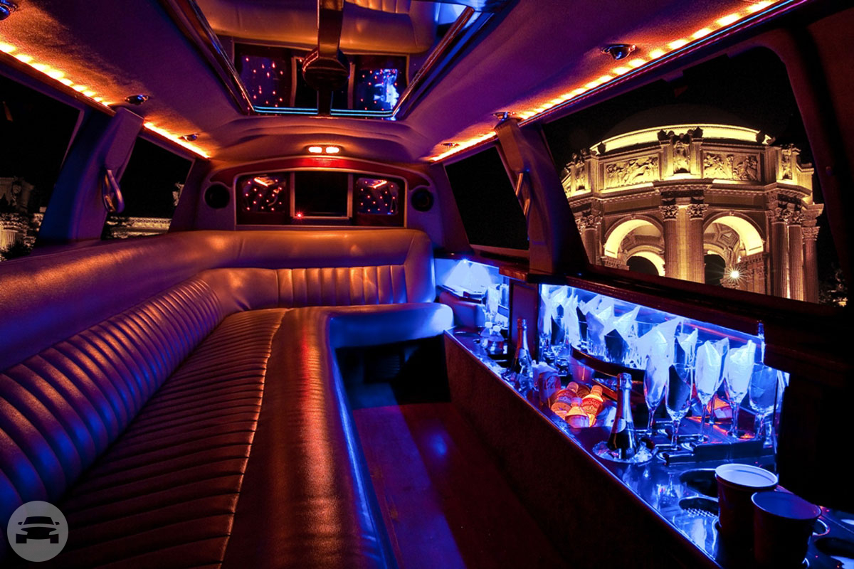 Lincoln Navigator Stretch Limousine - Black
Limo /
Chicago, IL

 / Hourly $0.00
