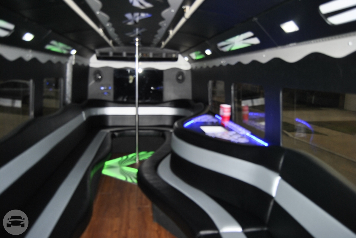 The White Diamond 30 Passengers
Party Limo Bus /
Dallas, TX

 / Hourly $0.00
