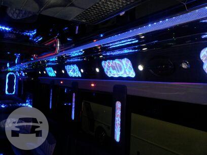 The D Limo Bus
Party Limo Bus /
Cincinnati, OH

 / Hourly $200.00
