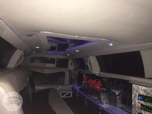 Chrysler 300S
Limo /
Union, NJ

 / Hourly $0.00
