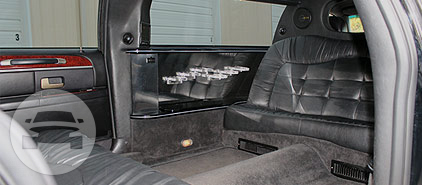 6 passenger Lincoln Towncar
Limo /
Toledo, OH

 / Hourly $0.00
