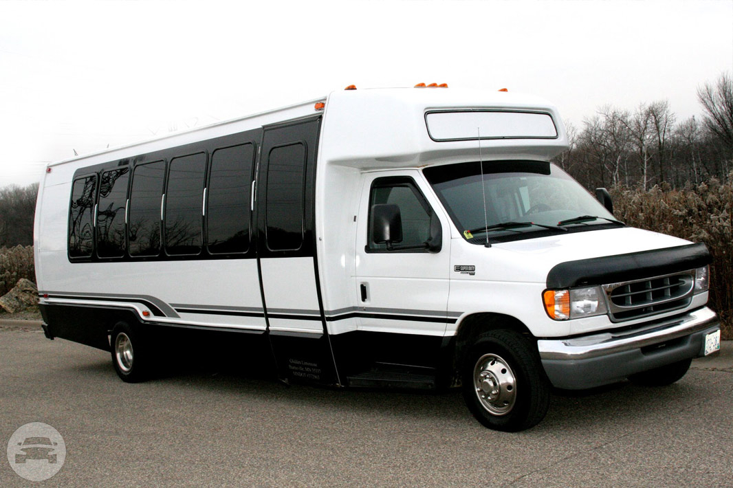 Limo Coach
Coach Bus /
Burnsville, MN

 / Hourly $0.00
