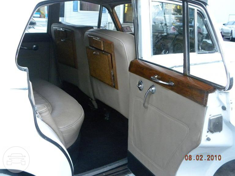 1963 ROLLS ROYCE SILVER CLOUD
Sedan /
Oakland, NJ 07436

 / Hourly $0.00
