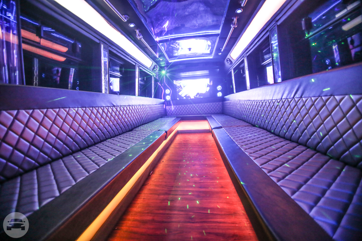 22 Passenger Limo / Party Bus
Party Limo Bus /
Winder, GA 30680

 / Hourly $150.00
