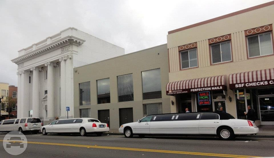 White Stretch Limousines - 8 Passenger
Limo /
San Francisco, CA

 / Hourly $0.00
