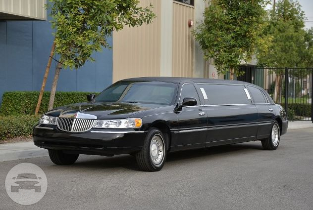 6 Passenger Lincoln Towncar Stretch Limousine
Limo /
New York, NY

 / Hourly $0.00
