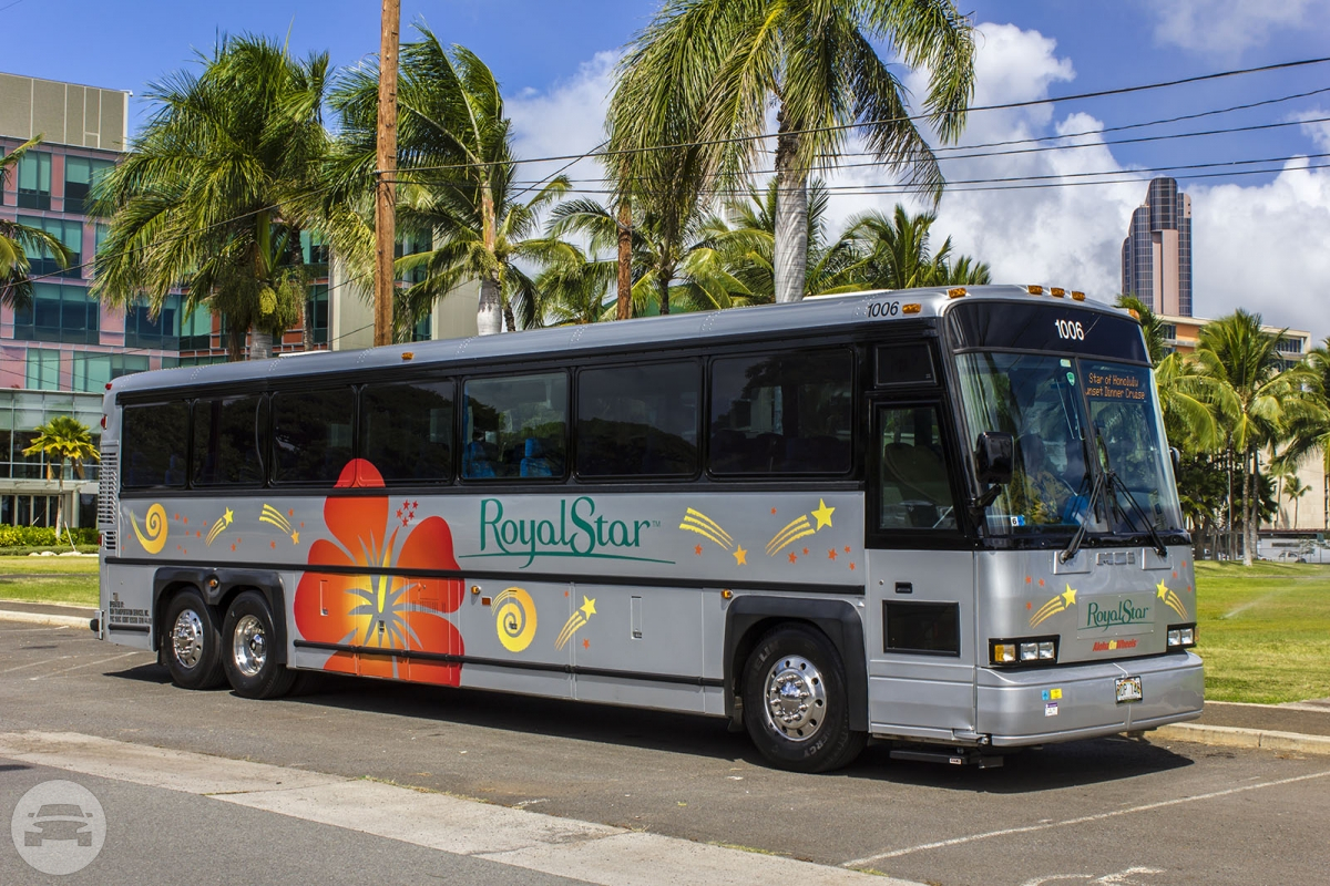 Silver MCI 102 Series Motorcoach
Coach Bus /
Honolulu, HI

 / Hourly $169.00
