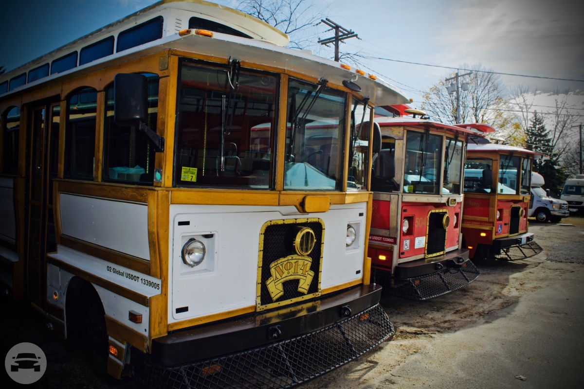 Trolleys
Coach Bus /
Boston, MA

 / Hourly $0.00
