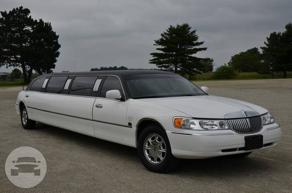 8 - 10 Passenger Lincoln Limousine
Limo /
Dallas, TX

 / Hourly $95.00
