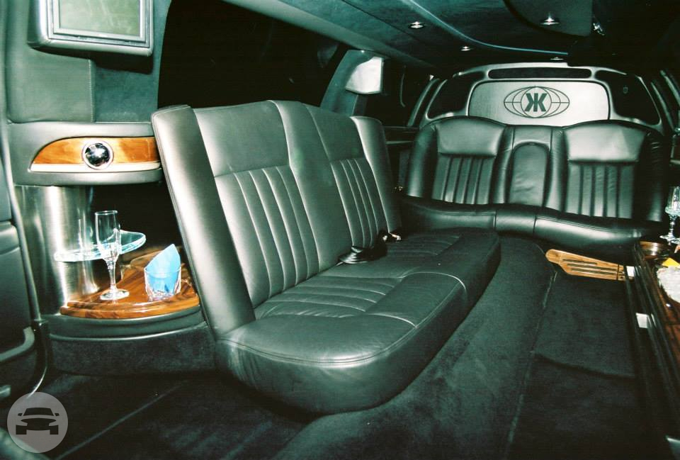 8 Passenger Lincoln Stretch Limousine
Limo /
Metairie, LA

 / Hourly $0.00
