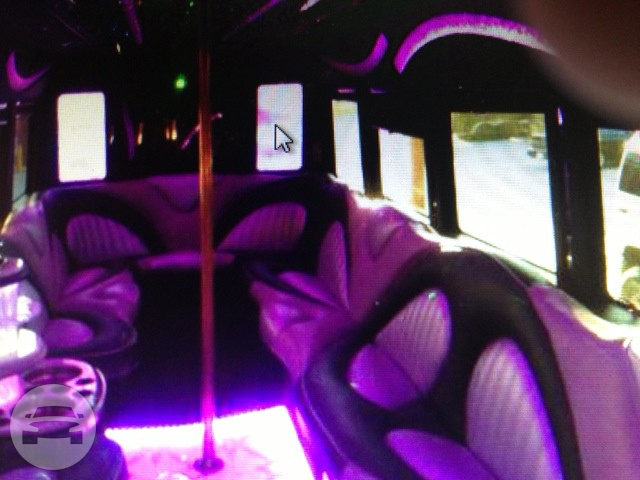 26 PAX Limo Bus
- /
Fort Worth, TX

 / Hourly $0.00
