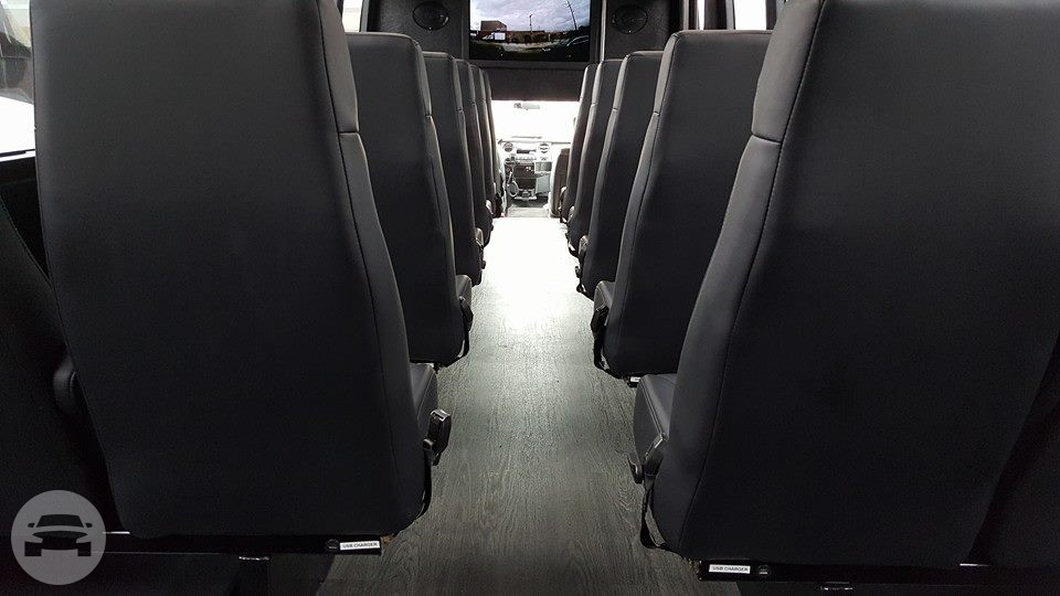 CORPORATE BUS
Coach Bus /
Chicago, IL

 / Hourly $0.00
