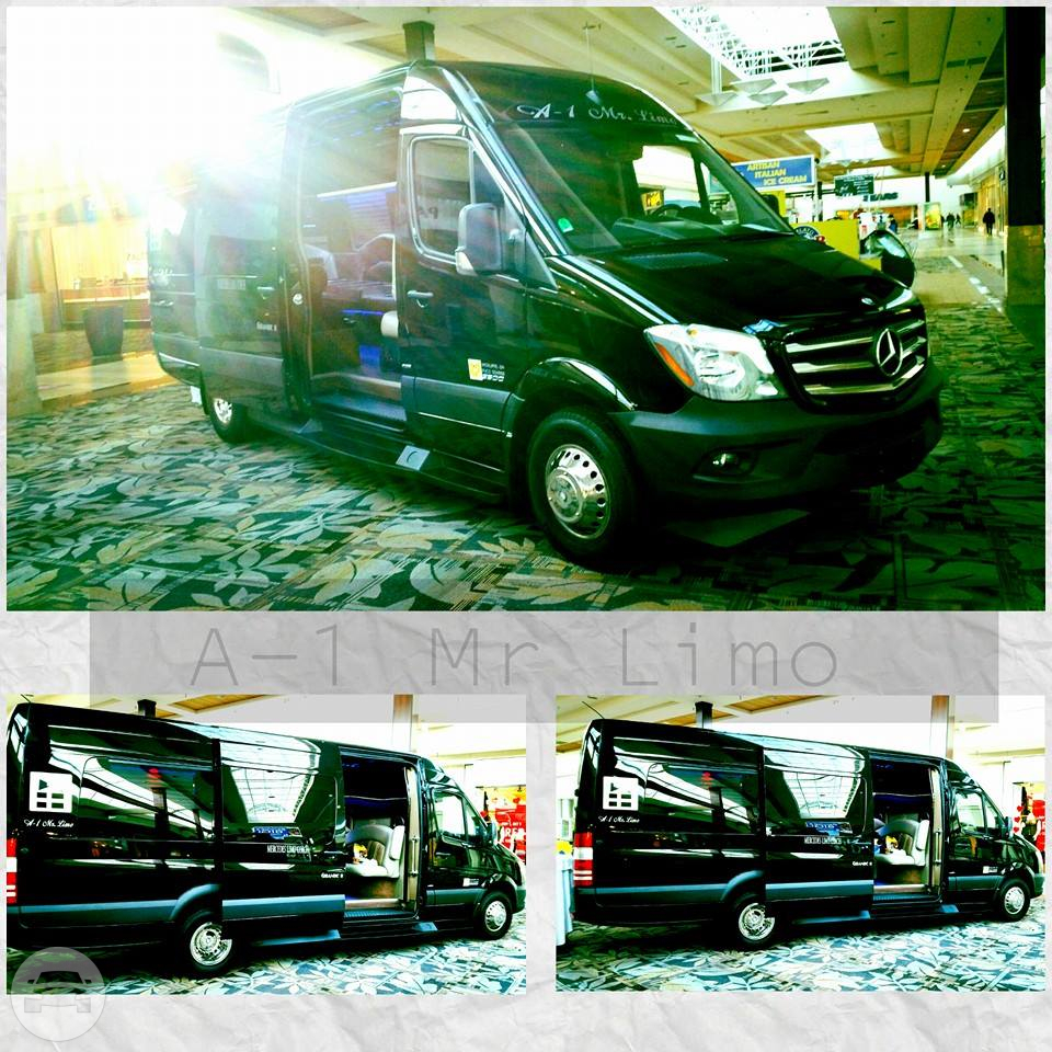Mercedes Sprinter Limo (Grande Corporate 2)
Van /
Cleveland, OH

 / Hourly $0.00
