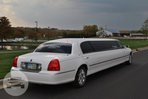 White Lincoln Limousine #32
Limo /
Cincinnati, OH

 / Hourly $95.00
