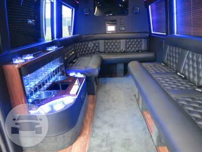 12 Passenger Sprinter Limousine Bus
Van /
San Francisco, CA

 / Hourly $0.00
