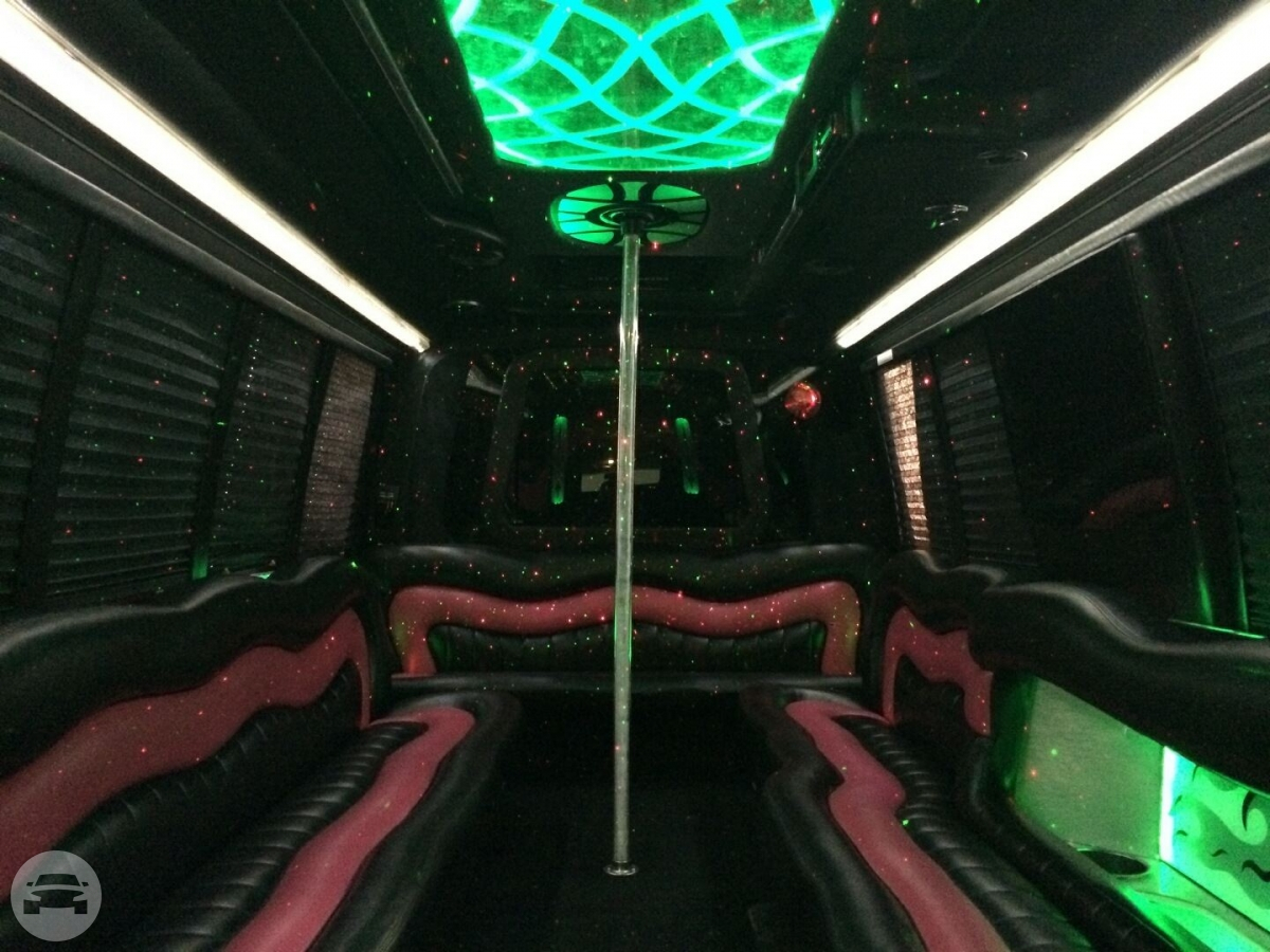Party Bus 24 Pax
Party Limo Bus /
New Rochelle, NY

 / Hourly $0.00
