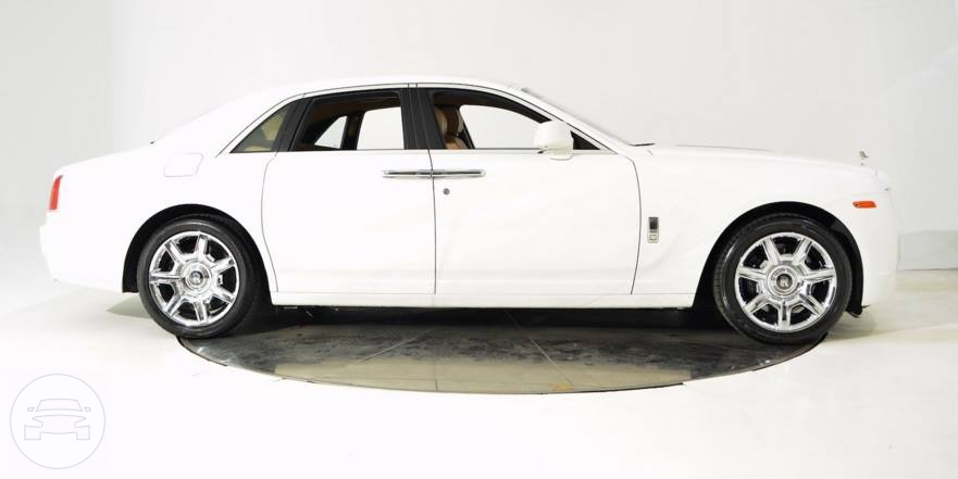 Ghost Rolls Royce
Sedan /
Chalmette, LA

 / Hourly $0.00
