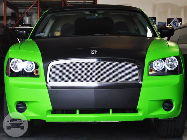 Green Dodge Charger
Limo /
Cincinnati, OH

 / Hourly $130.00
