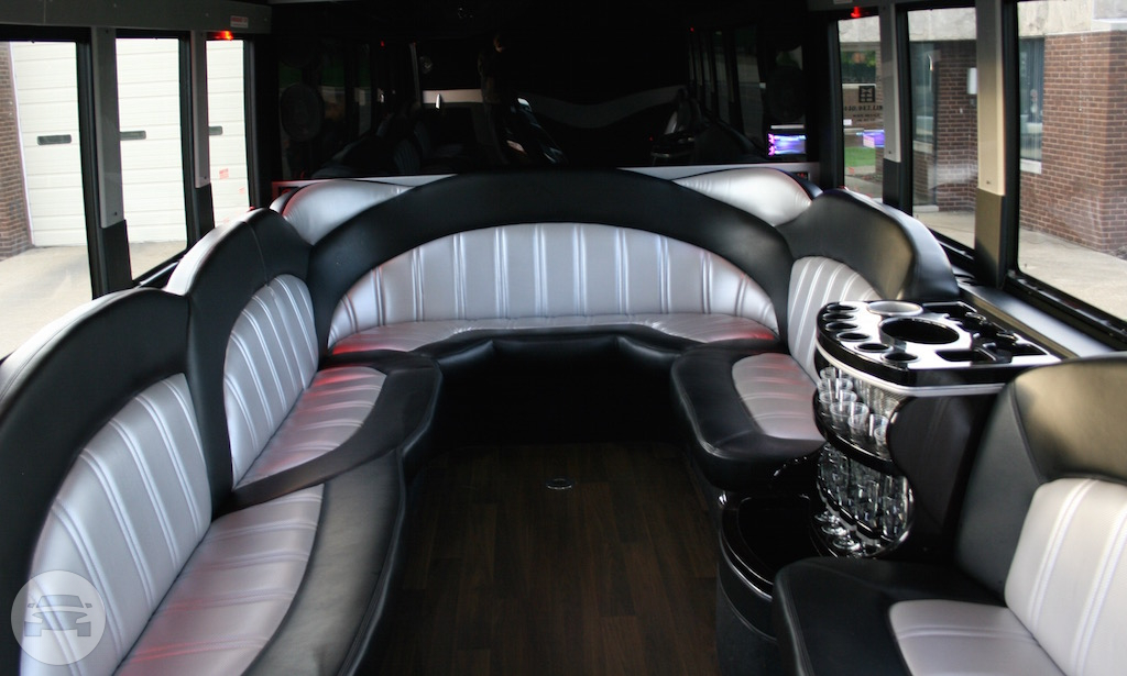 Gatsby Corporate - Party Bus
Party Limo Bus /
Cleveland, OH

 / Hourly $0.00
