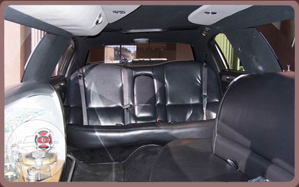 LINCOLN TOWN CAR 10 PASSENGER SUPER STRETCH LIMOUSINE
Limo /
Dallas, TX

 / Hourly $0.00
