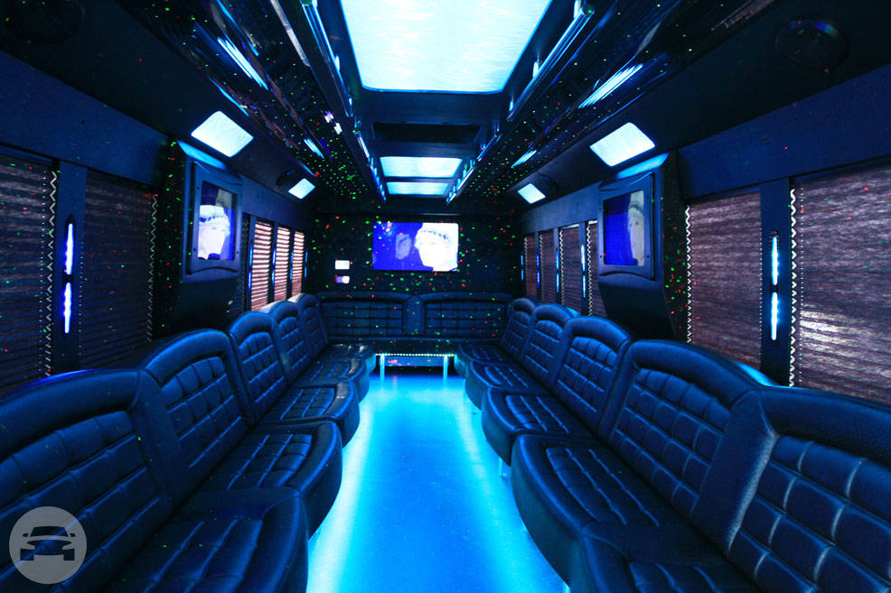 45 Passenger Limo Bus
Party Limo Bus /
Chicago, IL

 / Hourly $0.00

