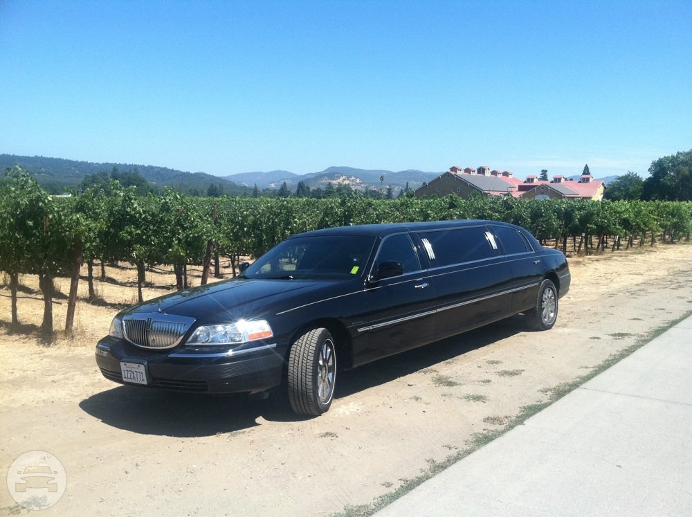 Lincoln Limousine
Limo /
San Francisco, CA

 / Hourly $0.00
