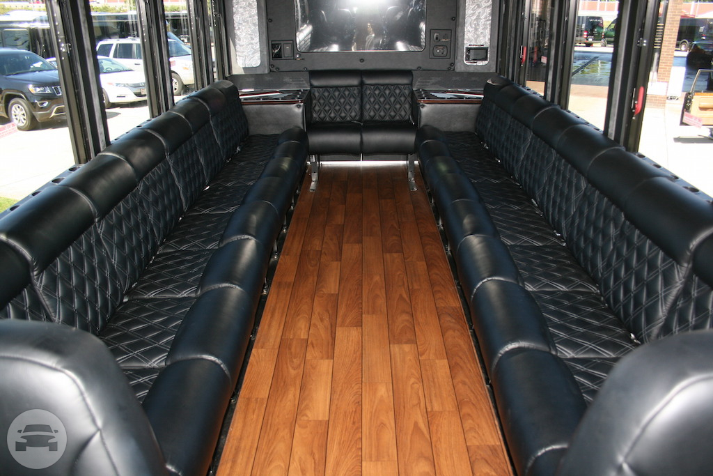The Baron - Party Bus
Party Limo Bus /
Cleveland, OH

 / Hourly $0.00
