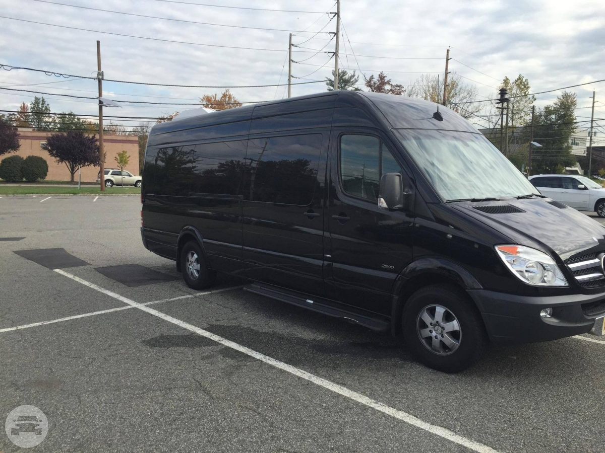 Sprinter Van
SUV /
Springfield Township, NJ

 / Hourly $0.00

